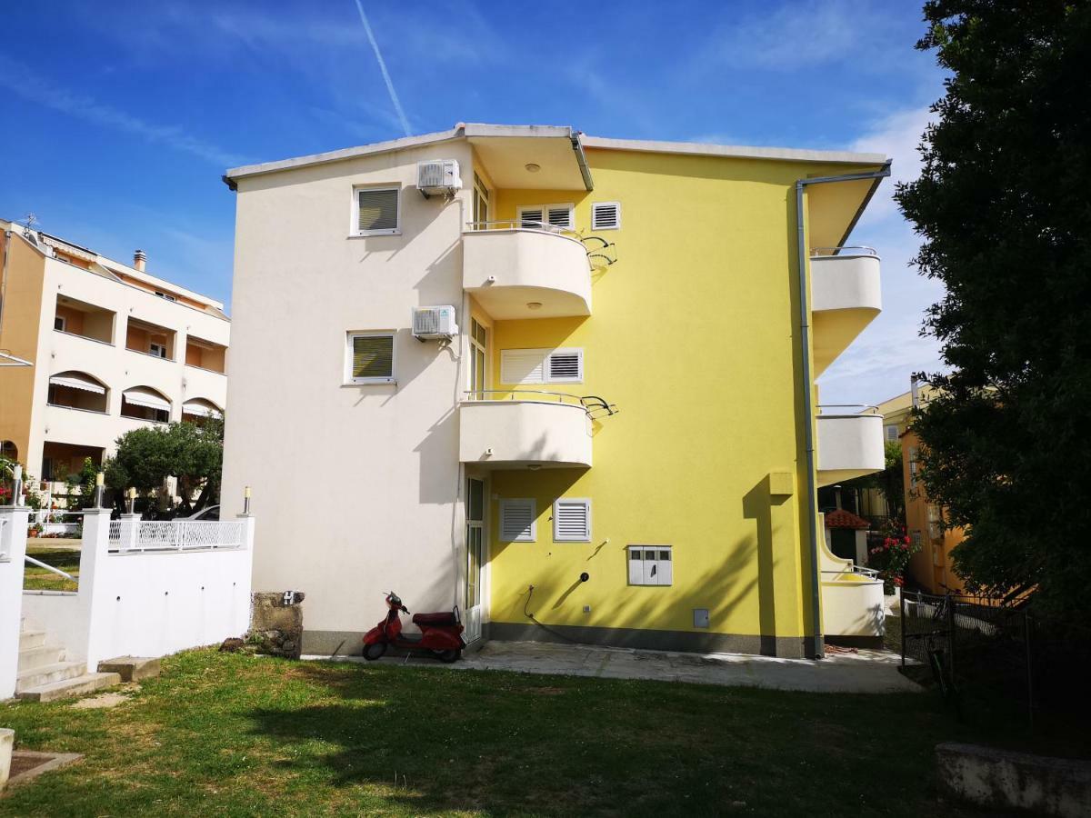 Deluxe Apartment F & M Tucepi Exterior photo